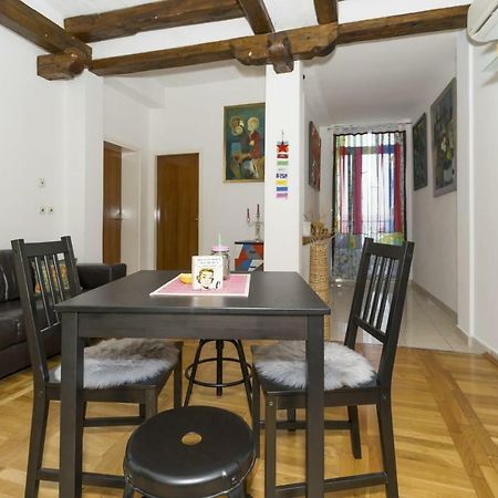 Little Place Near Sea Apartman Apartment Jesenice  Exterior photo